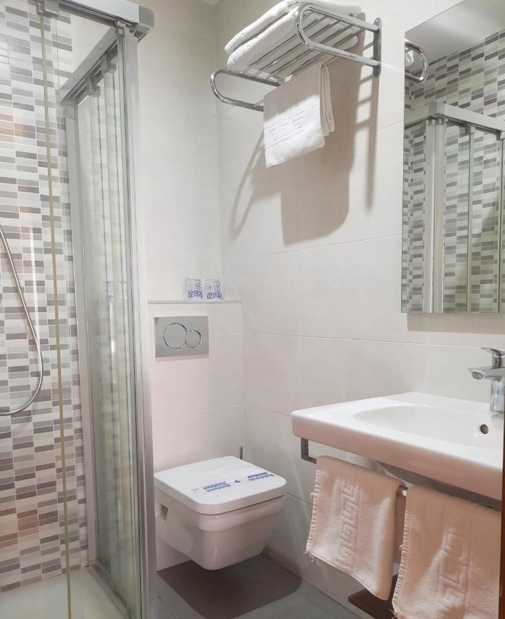Hostal La Colonia Marbella Buitenkant foto