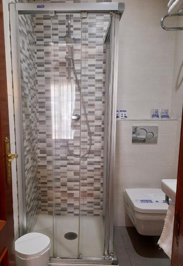 Hostal La Colonia Marbella Buitenkant foto